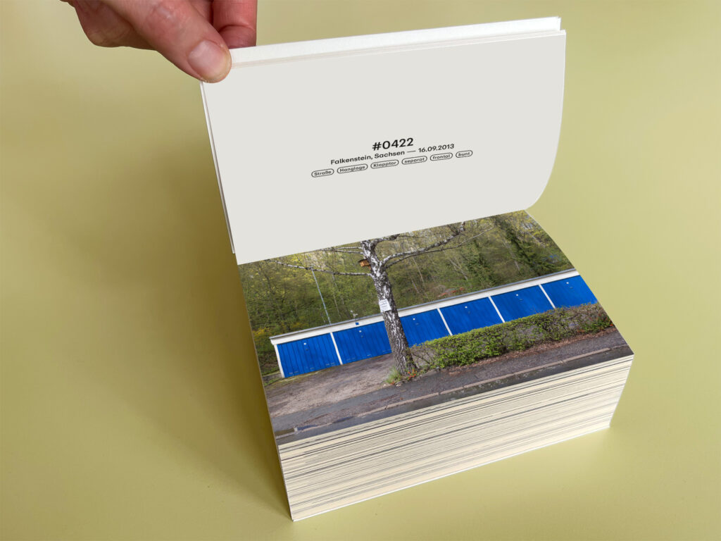 CB 001 Buch Garagen Mockup Inhalt