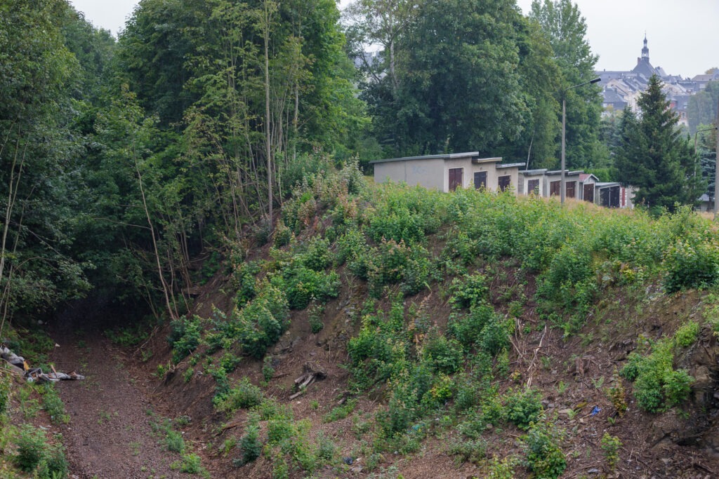 Aus der Serie KOMPLEXE GARAGENKOMPLEXE von Christoph Busse