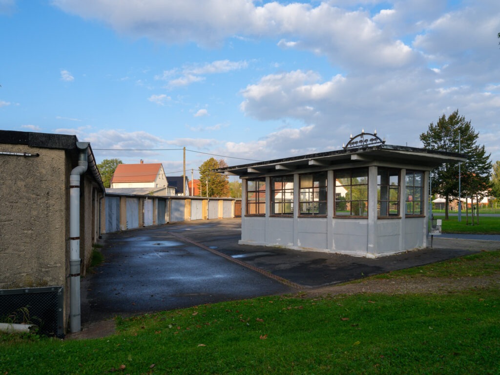 Aus der Serie KOMPLEXE GARAGENKOMPLEXE von Christoph Busse