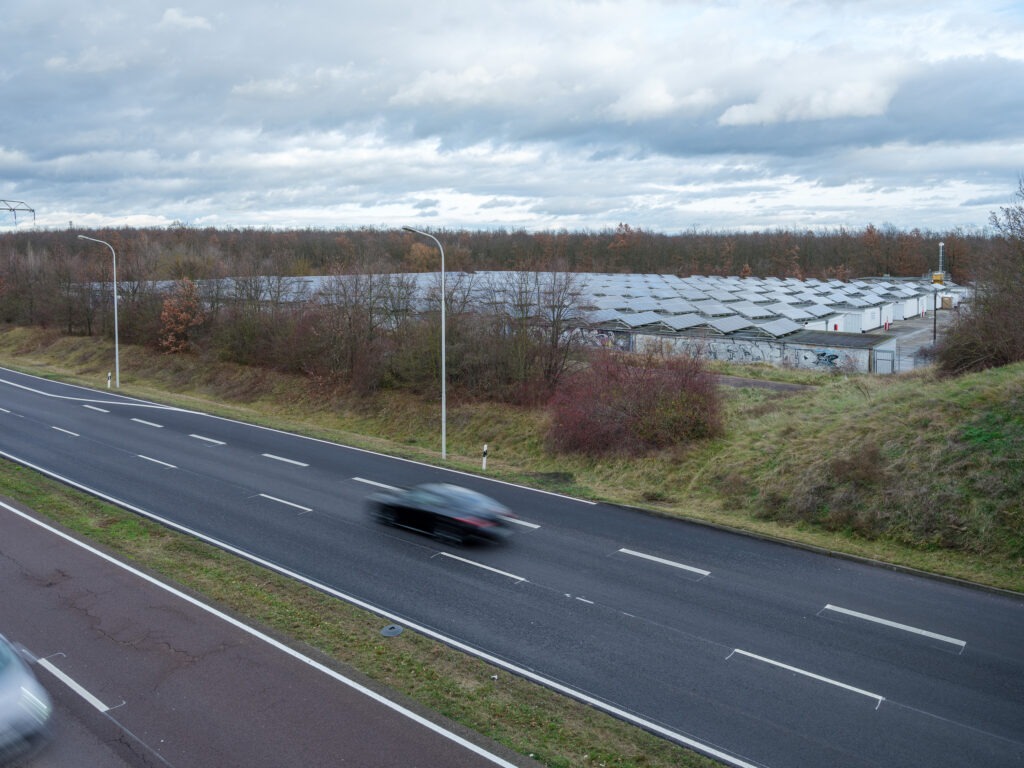 Aus der Serie KOMPLEXE GARAGENKOMPLEXE von Christoph Busse